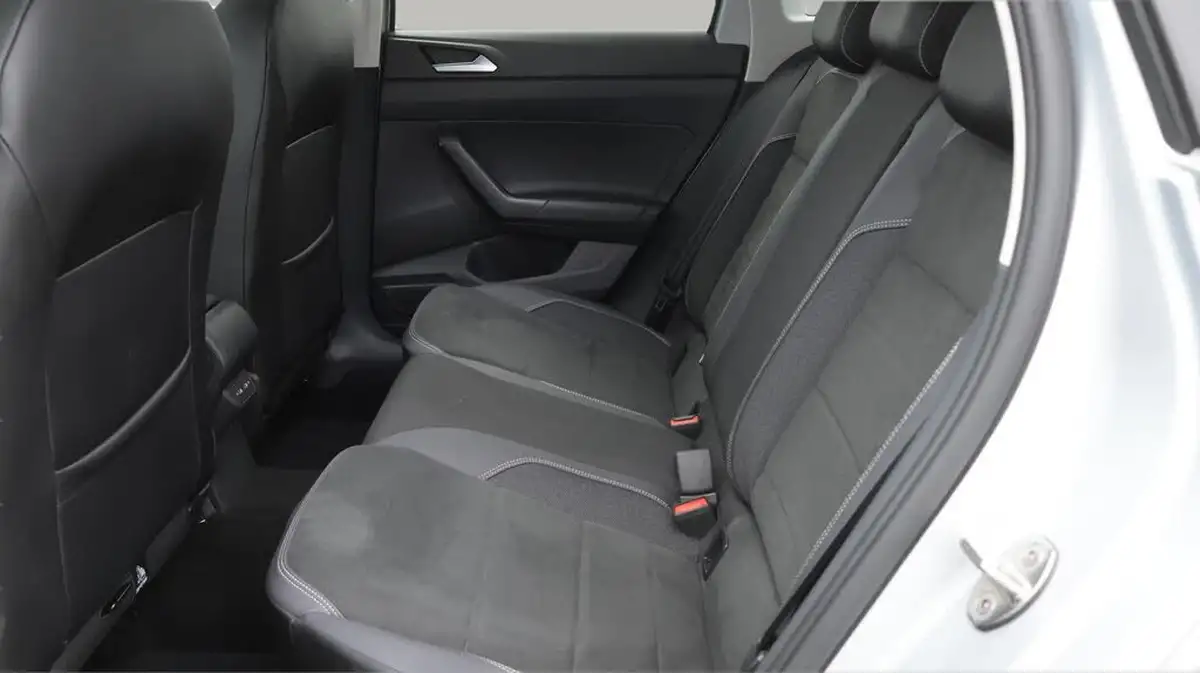 2022-volkswagen-taigo-10-tsi-style-big-16