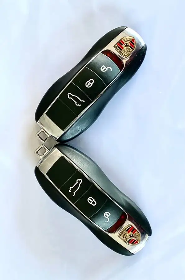 2016-porsche-macan-20-big-62