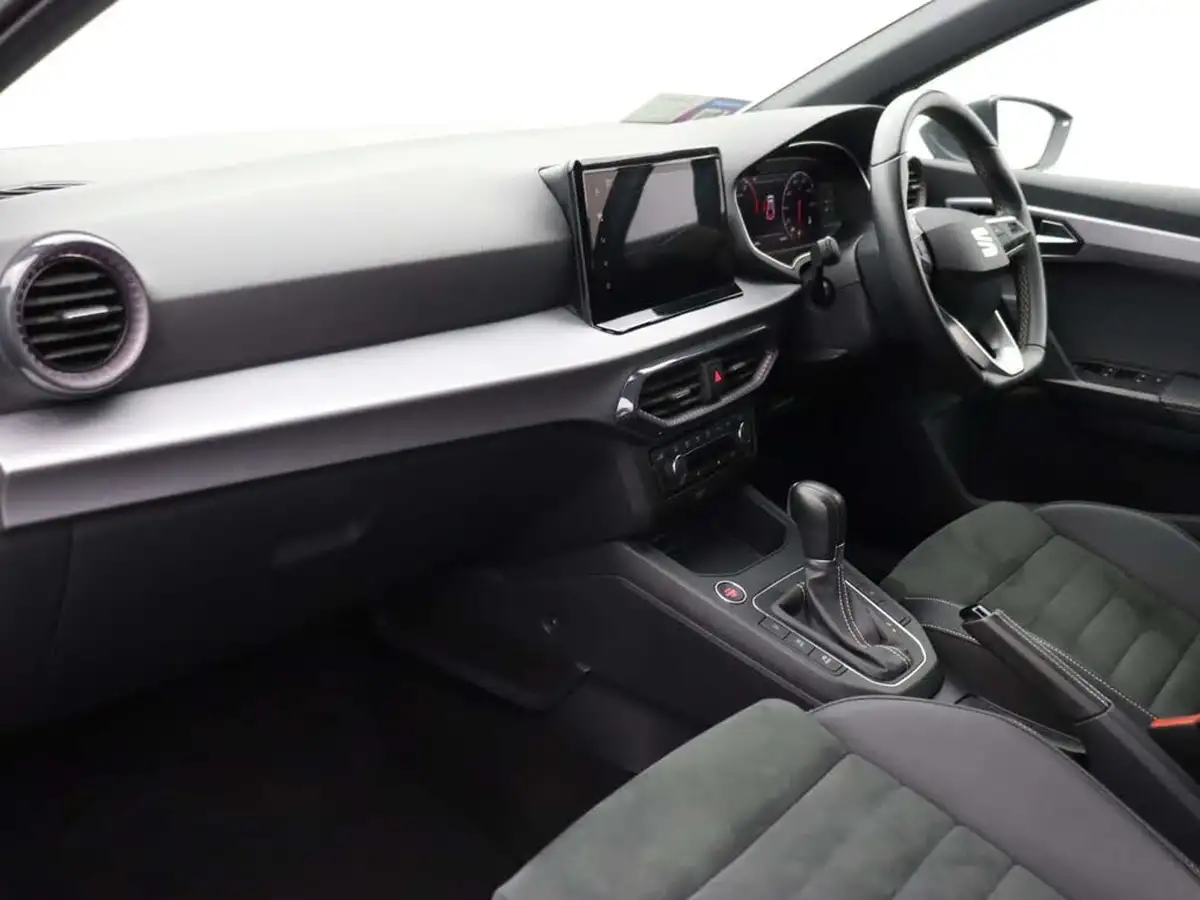2022-seat-ibiza-10-tsi-xcellence-lux-110ps-dsg-big-10