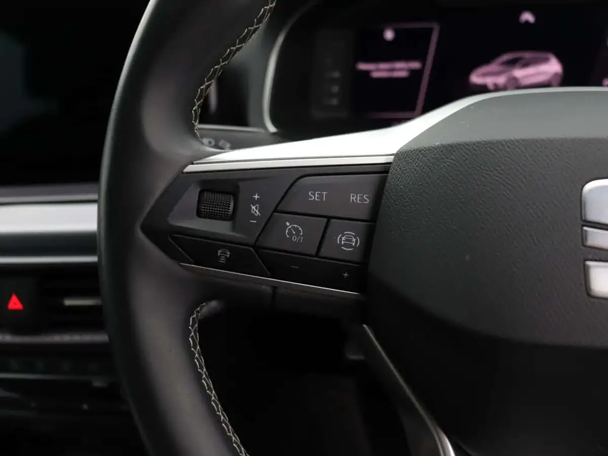 2022-seat-ibiza-10-tsi-xcellence-lux-110ps-dsg-big-34