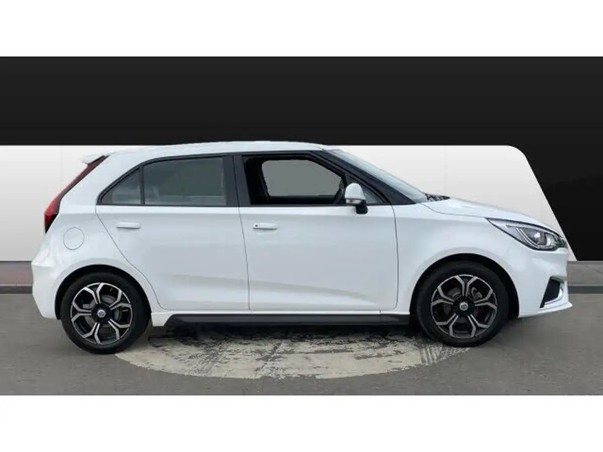 2022-mg-mg3-15-vti-tech-exclusive-nav-big-4