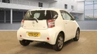 2012-toyota-iq-10-vvt-i-small-3