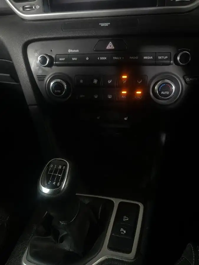 2021-kia-sportage-16-gdi-2-big-24