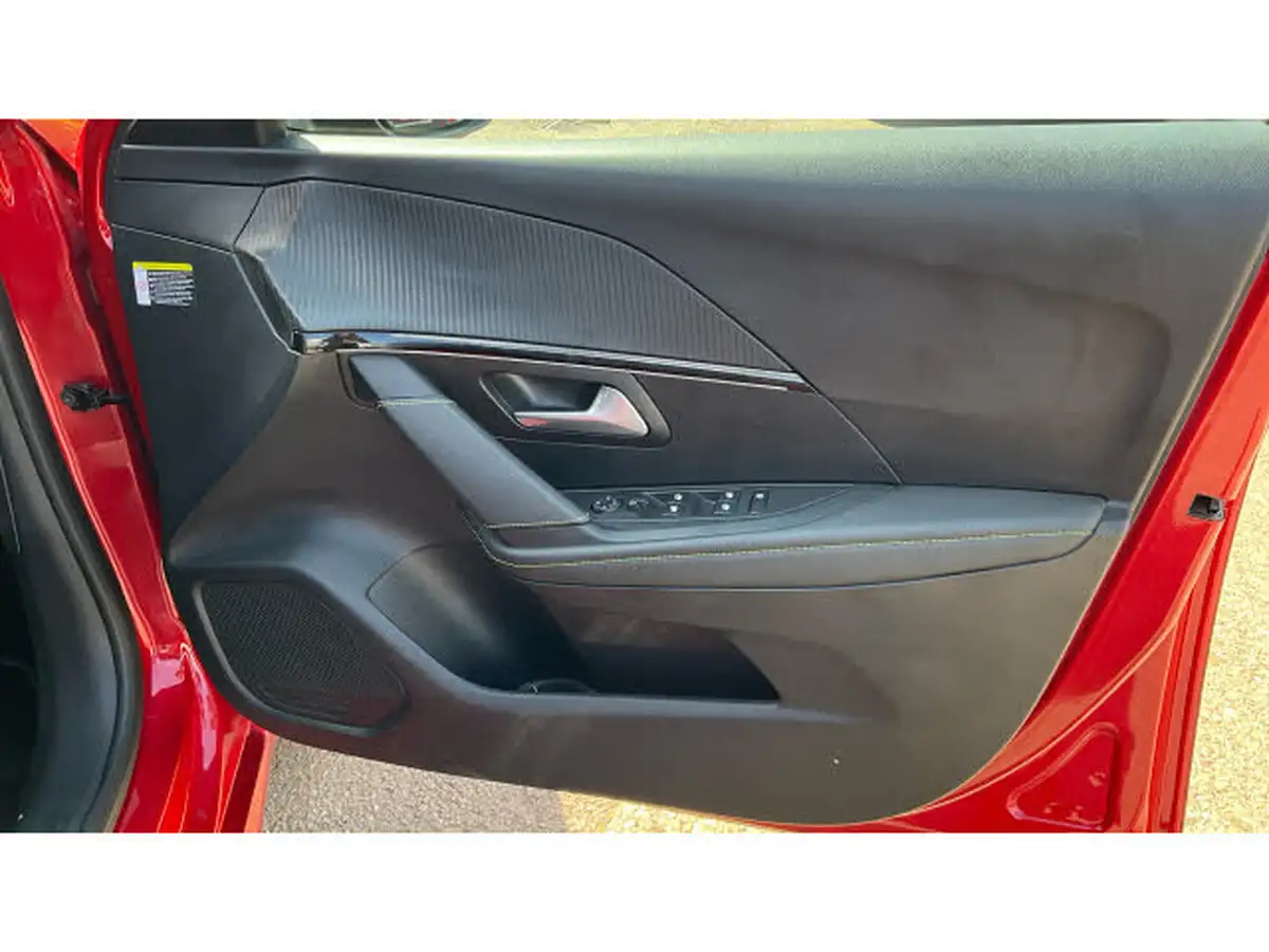 2022-peugeot-208-e-gt-136bhp-50kwh-big-32
