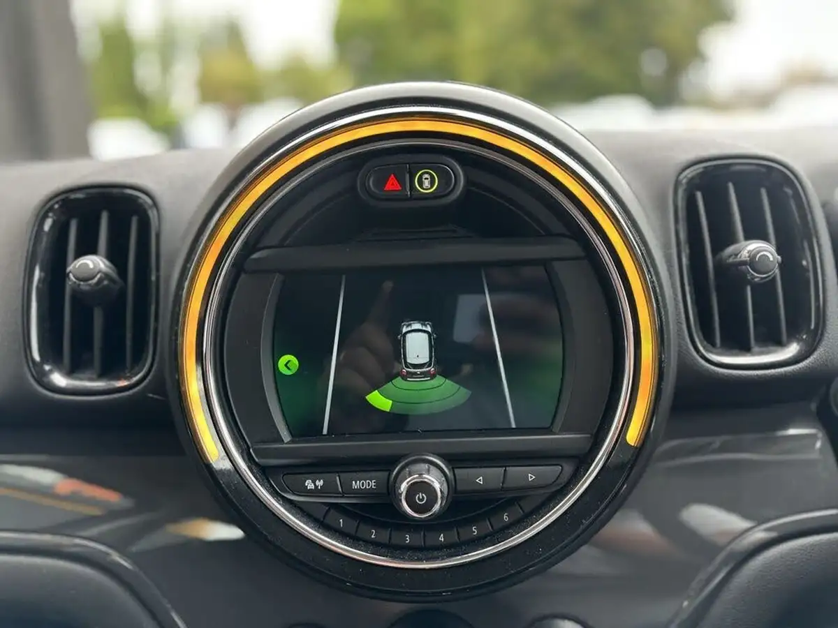 2018-mini-countryman-20td-cooper-d-sport-ss-all4-big-14