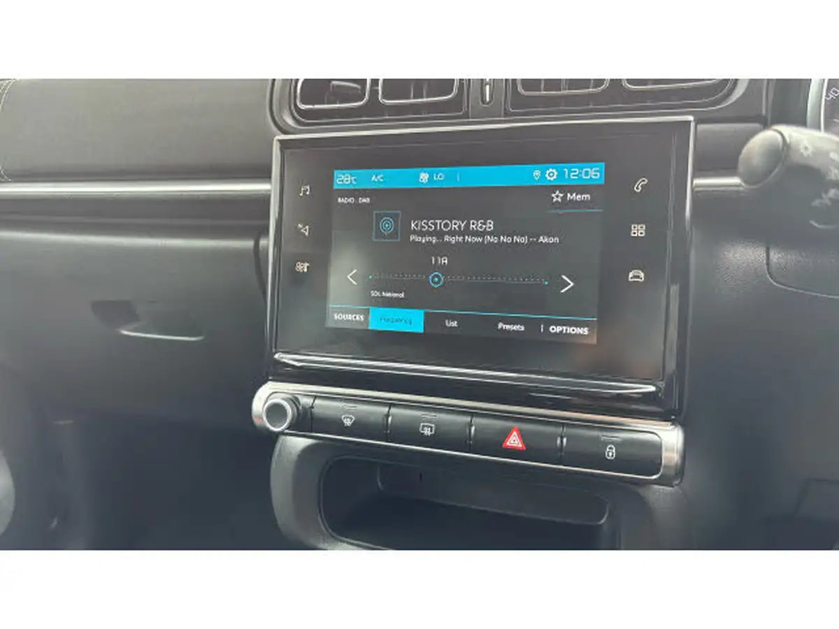 2022-citroen-c3-12-puretech-saint-james-83ps-big-11