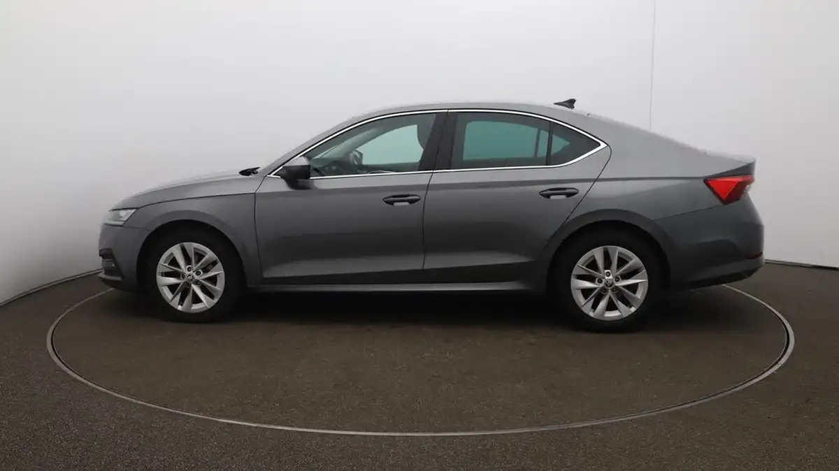 2022-skoda-octavia-20tdi-se-l-116ps-hatchback-dsg-big-64
