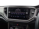 2018-volkswagen-t-roc-10-tsi-design-small-33