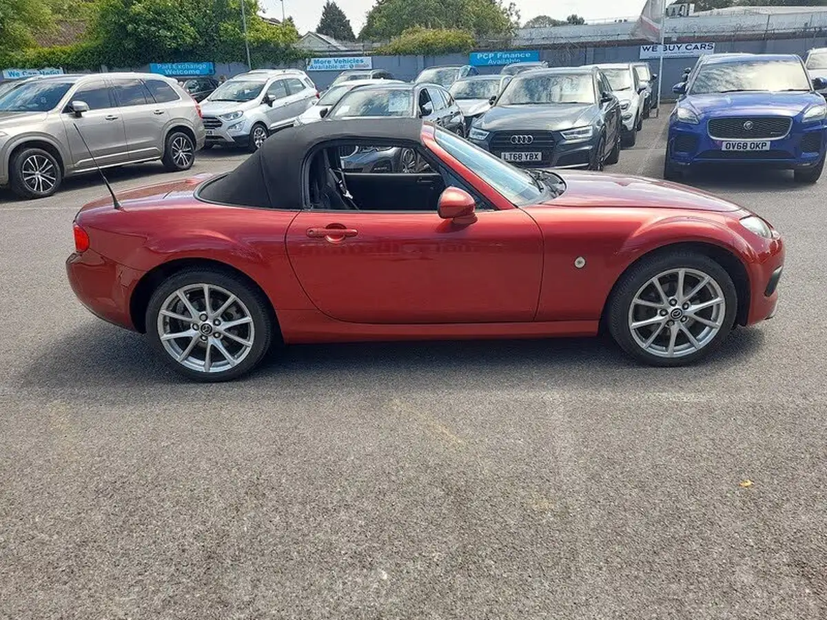 2015-mazda-mx-5-18-se-air-con-big-7
