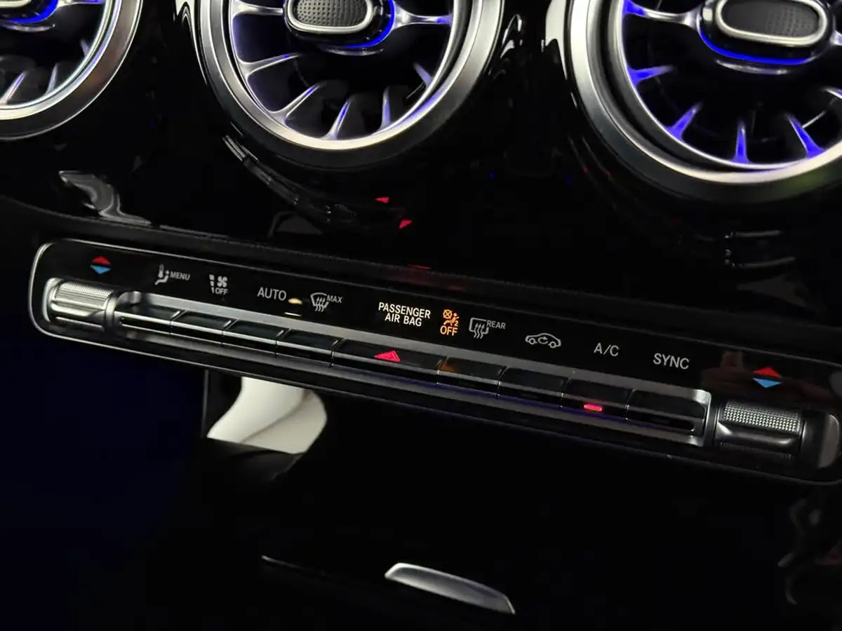 2021-mercedes-benz-a-class-13-a180-amg-line-executive-edition-hatchback-5d-7g-dct-big-40
