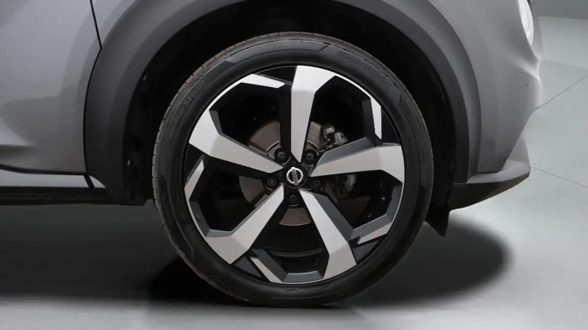 2021-nissan-juke-10-dig-t-tekna-big-18