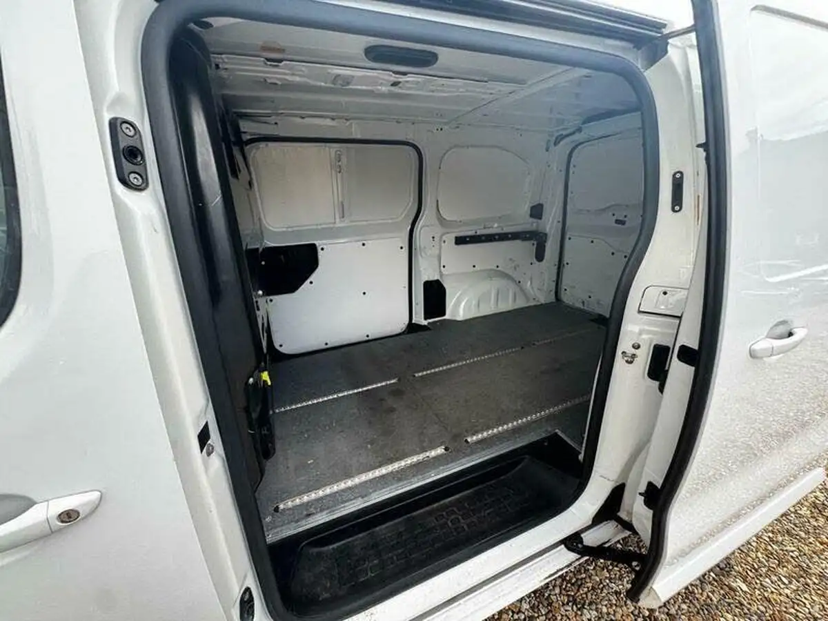 2019-citroen-dispatch-20bluehdi-enterprise-m-1400-120pseu6d-ss-panel-big-43