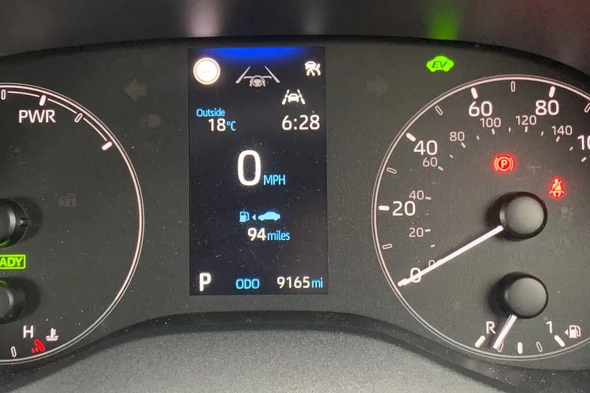 2024-mazda-mazda2-15-exclusive-line-big-18