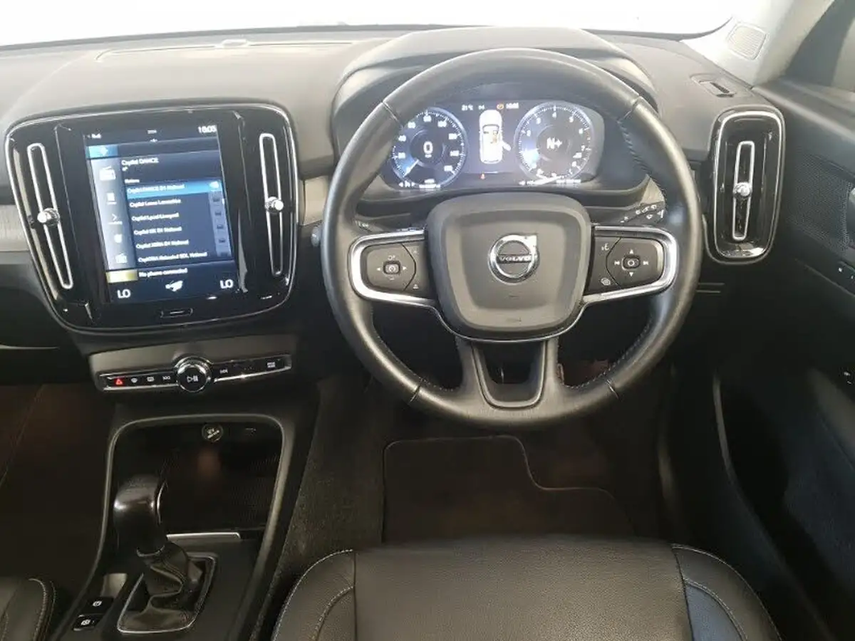 2020-volvo-xc40-15-t3-inscription-big-6