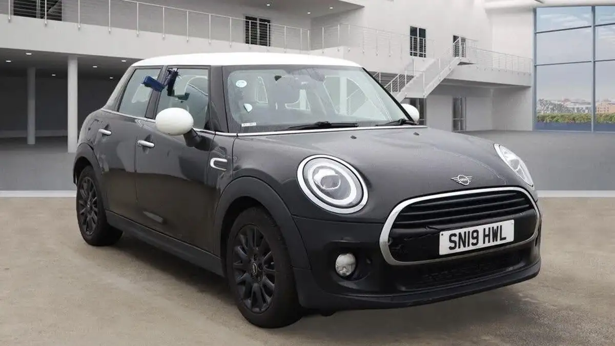 2019-mini-cooper-15-cooper-classic-hatchback-5d-big-1