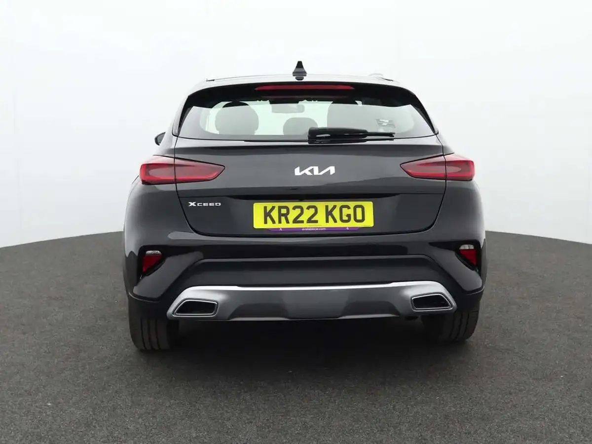 2022-kia-xceed-10-t-gdi-2-big-3