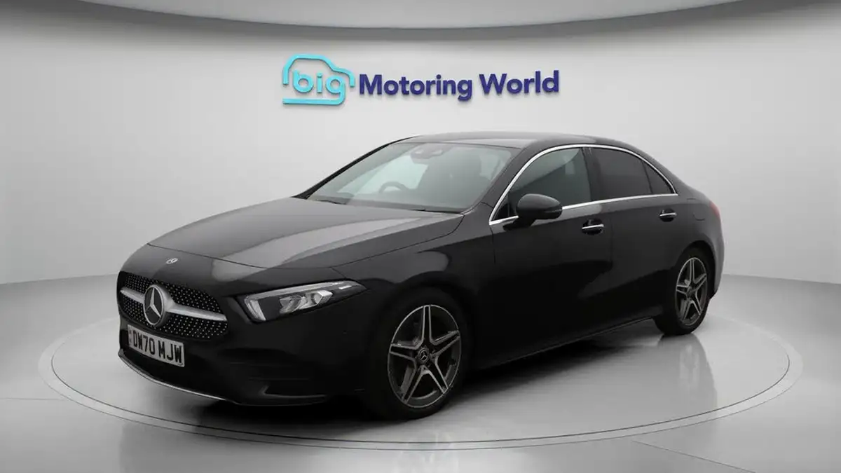 2020-mercedes-benz-a-class-20d-a200d-amg-line-premium-saloon-4d-big-3