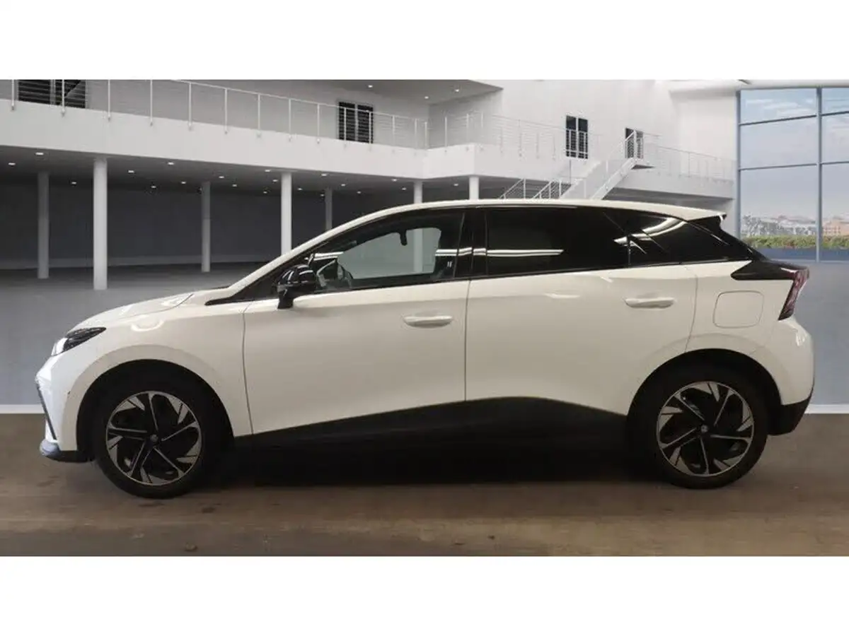 2023-mg-mg4-e-trophy-ev-203ps-long-big-11