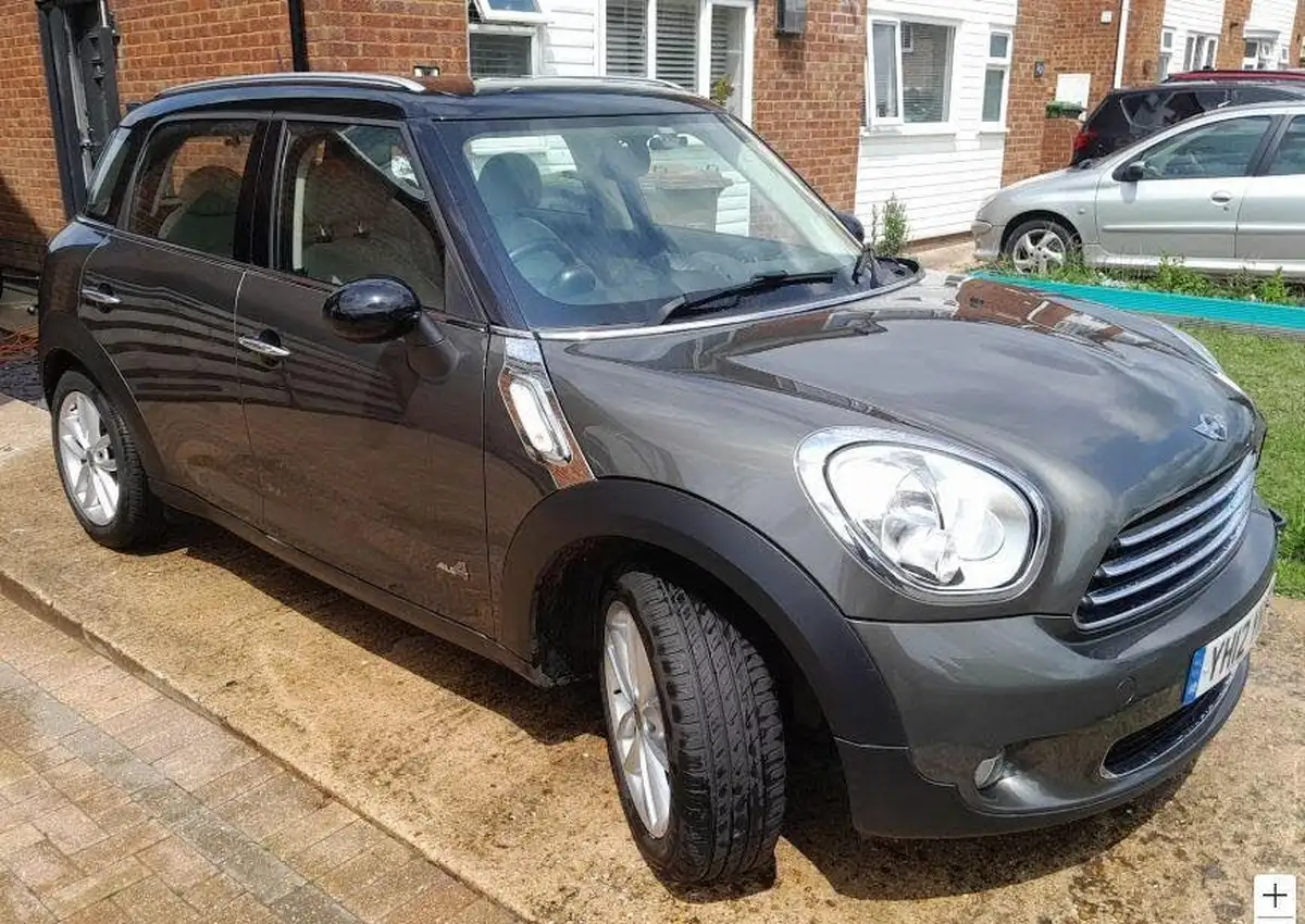 2012-mini-countryman-20td-cooper-d-112bhp-all4-pepper-auto-big-0