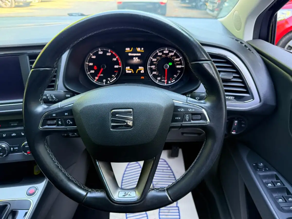 2018-seat-leon-14-ecotsi-xcellence-technology-estate-dsg-big-45