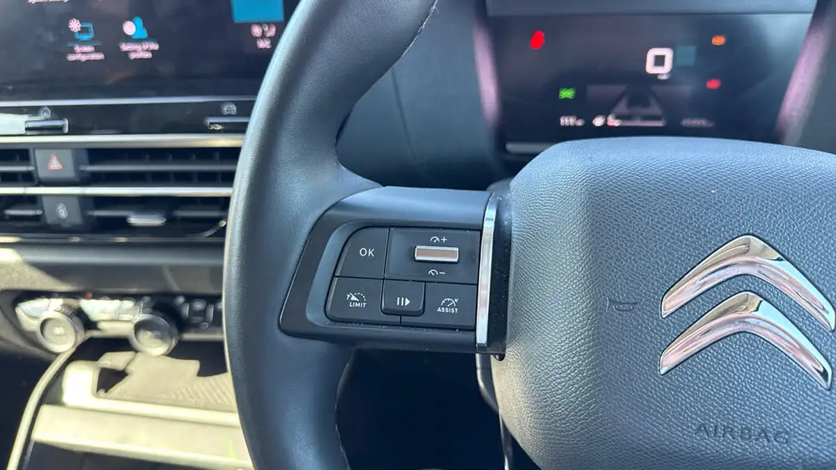 2022-citroen-c4-12-puretech-c-series-edition-big-27