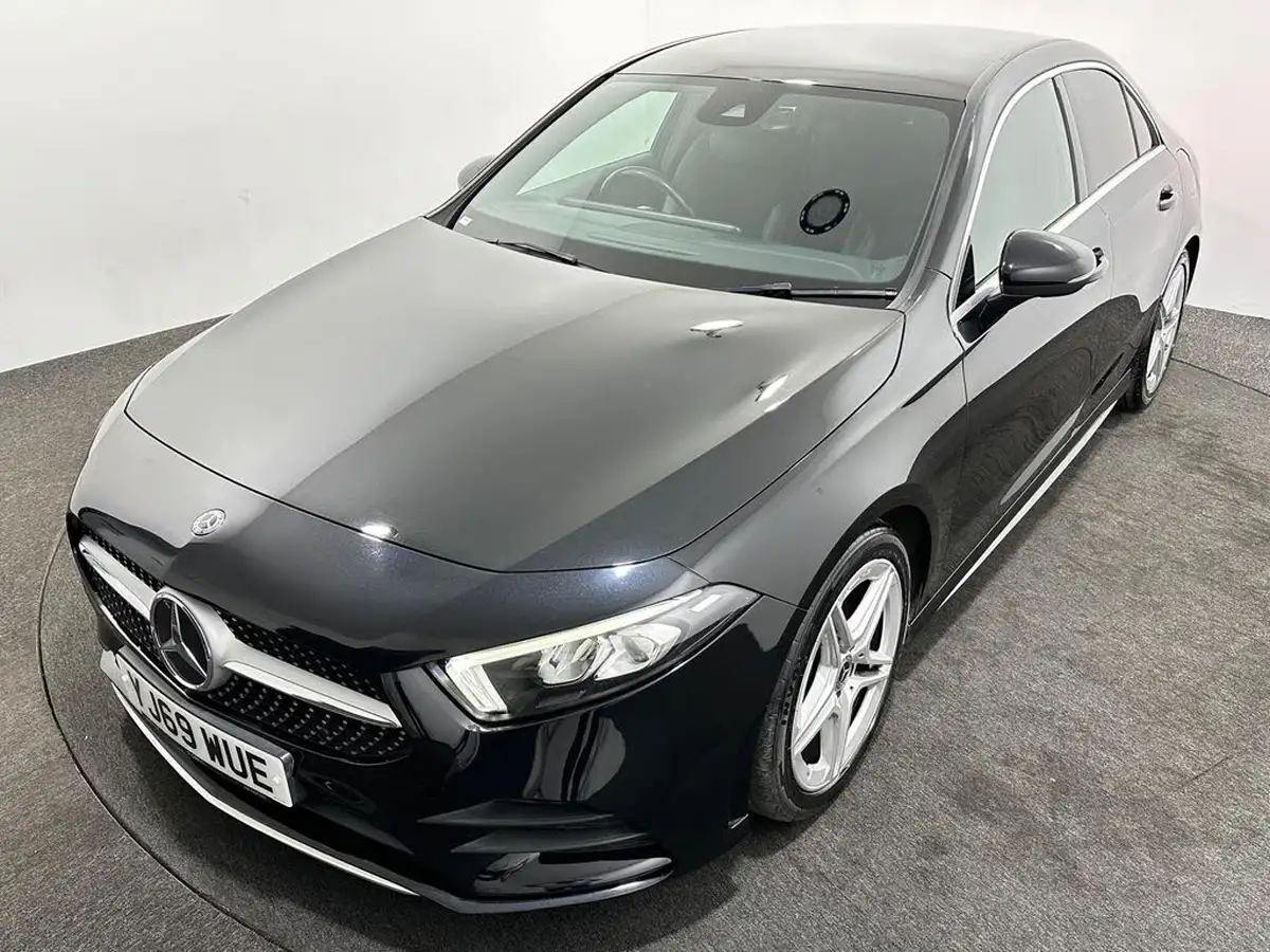 2019-mercedes-benz-a-class-13-a200-amg-line-saloon-4d-big-48