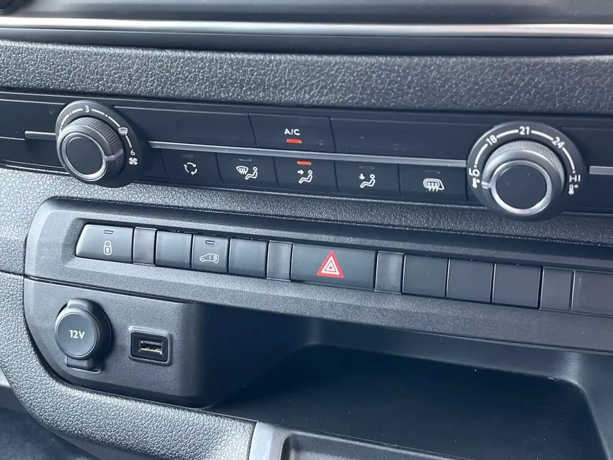 2023-vauxhall-vivaro-e-3100-75kwh-l1h1-prime-panel-van-big-20