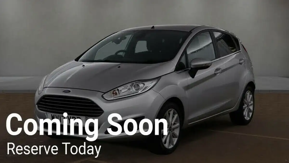 2017-ford-fiesta-10t-titanium-125ps-ecoboost-ss-5d-big-1