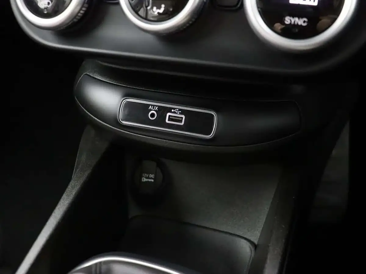 2017-fiat-500x-14-multiair-lounge-big-33