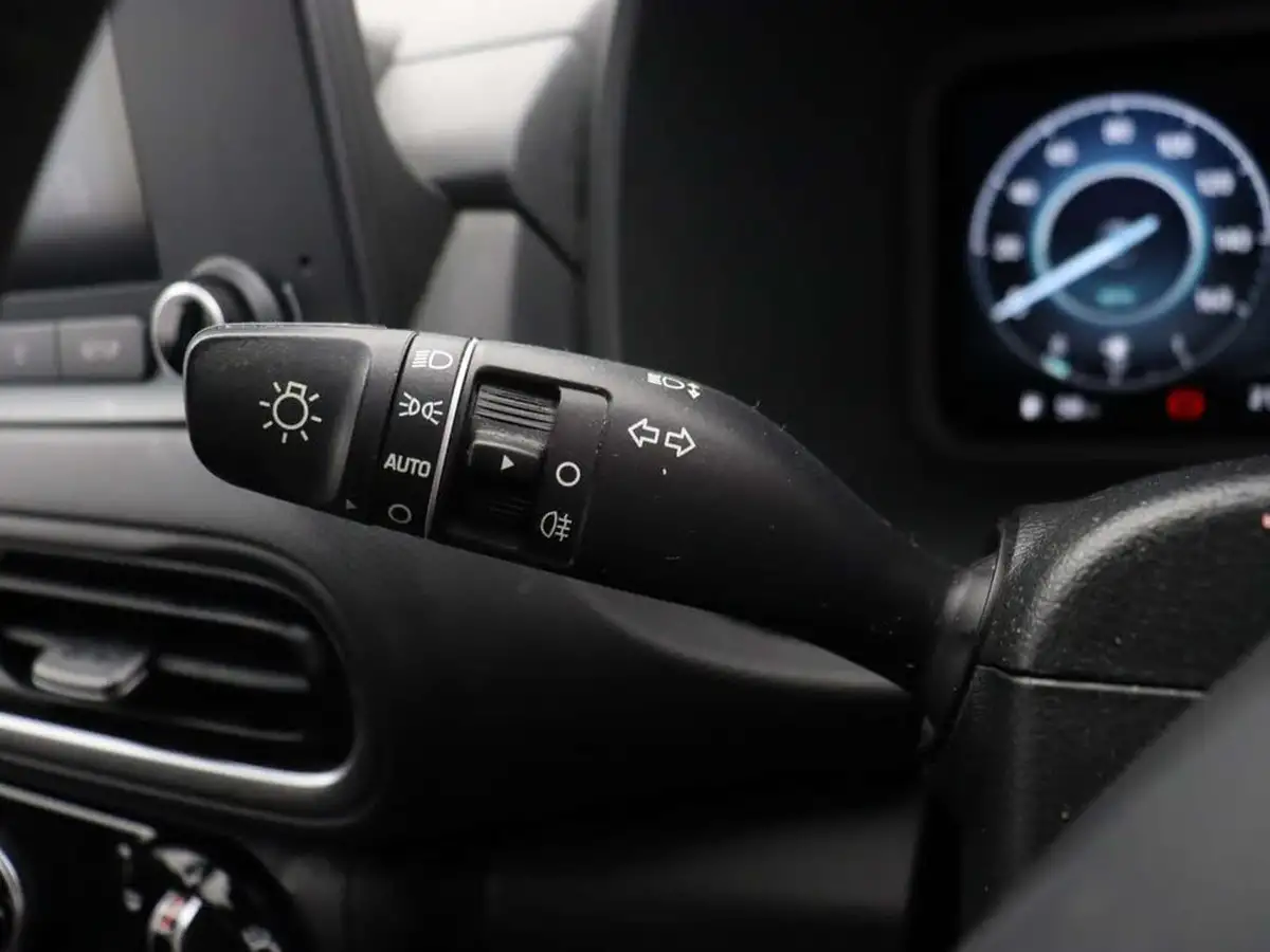 2022-hyundai-kona-10-t-gdi-se-connect-big-46