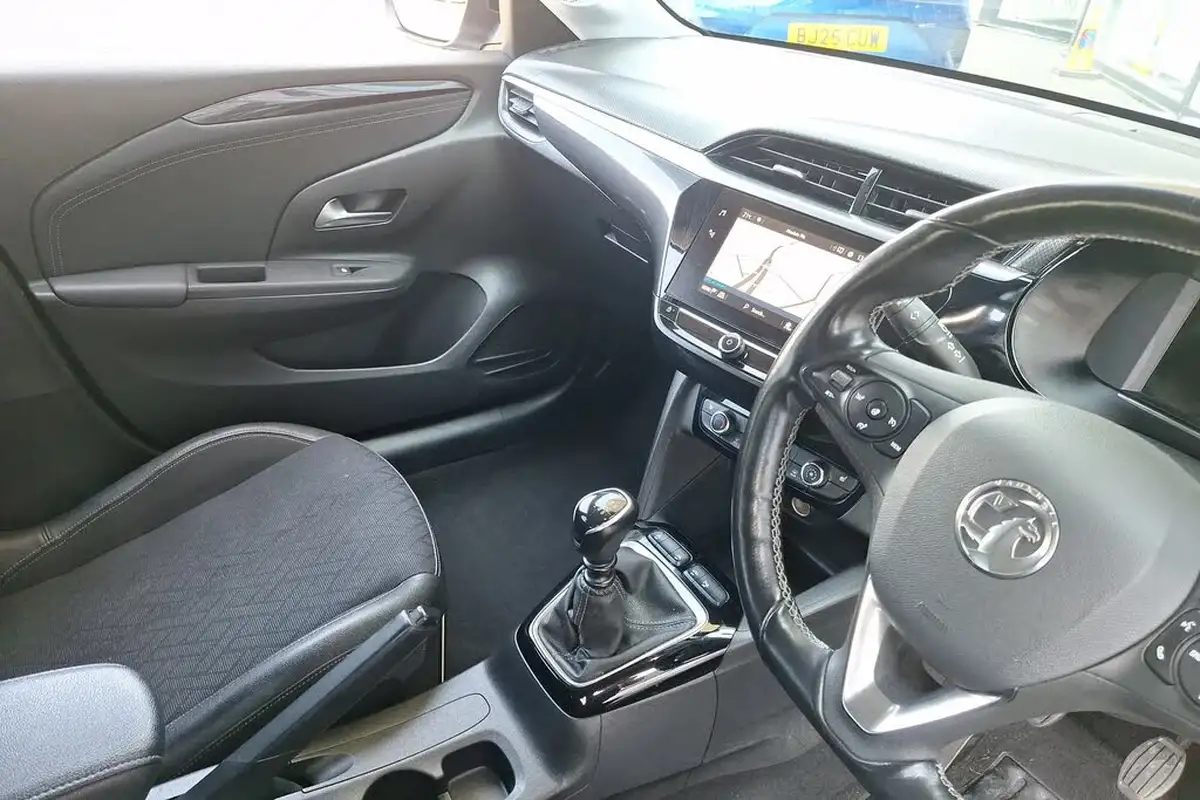2020-vauxhall-corsa-12-turbo-elite-nav-big-12