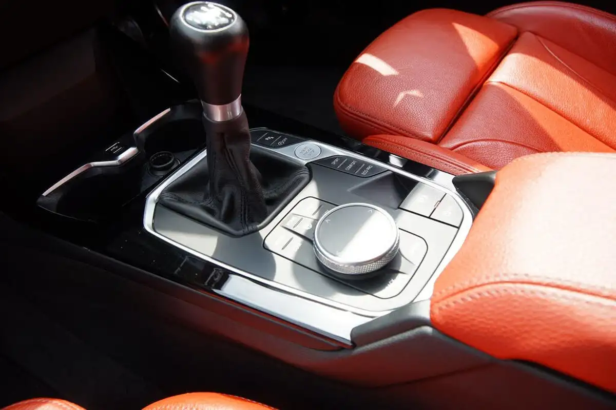 2021-bmw-1-series-15-118i-m-sport-big-17