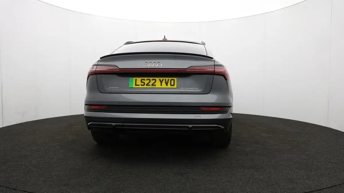 2022-audi-e-tron-50e-black-edition-sportback-big-68