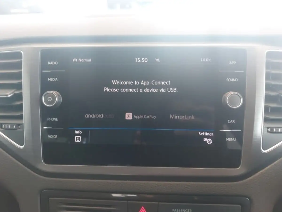 2018-volkswagen-golf-sv-15-tsi-se-130ps-big-16