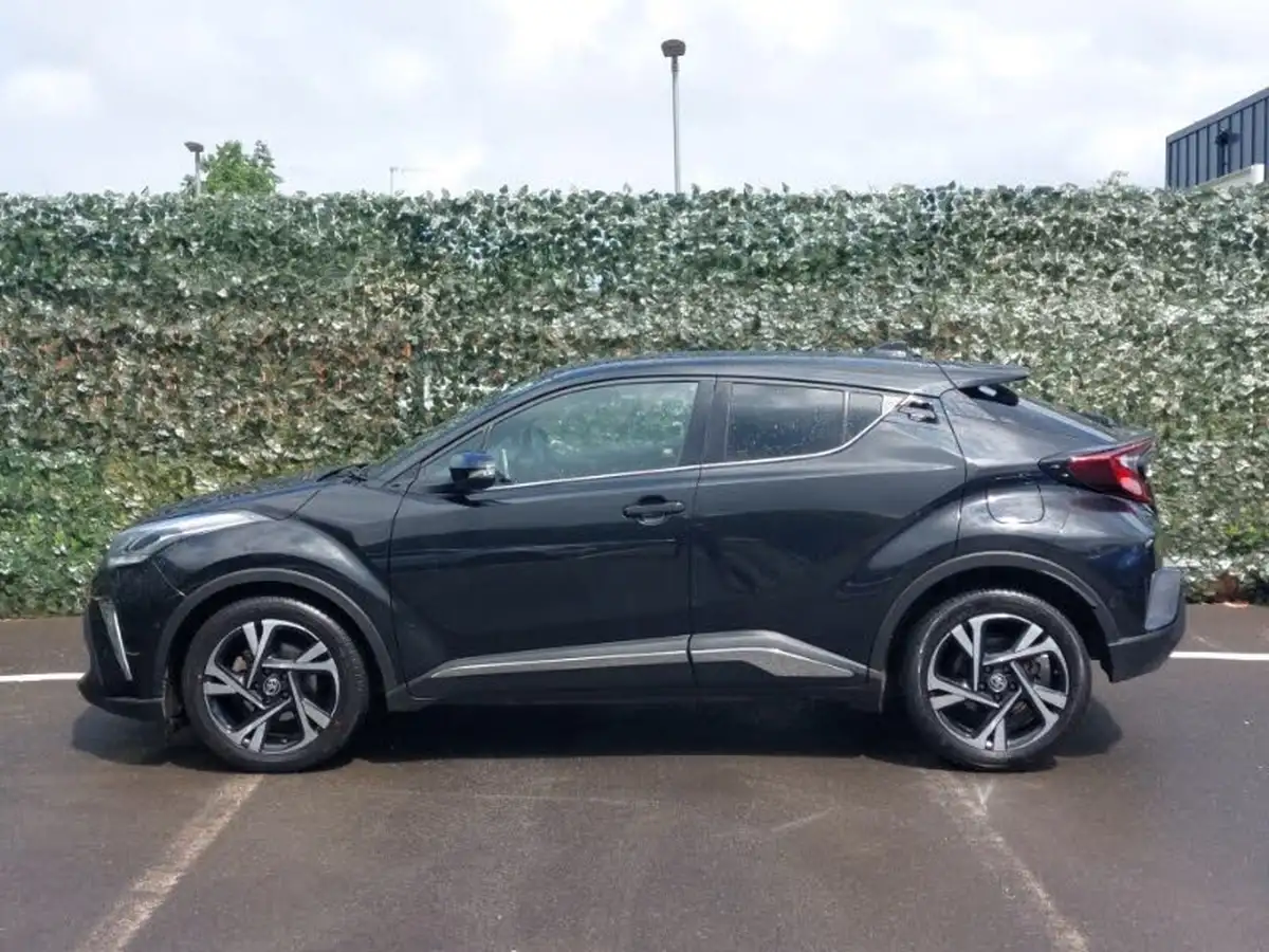 2022-toyota-c-hr-18-vvt-i-design-big-3