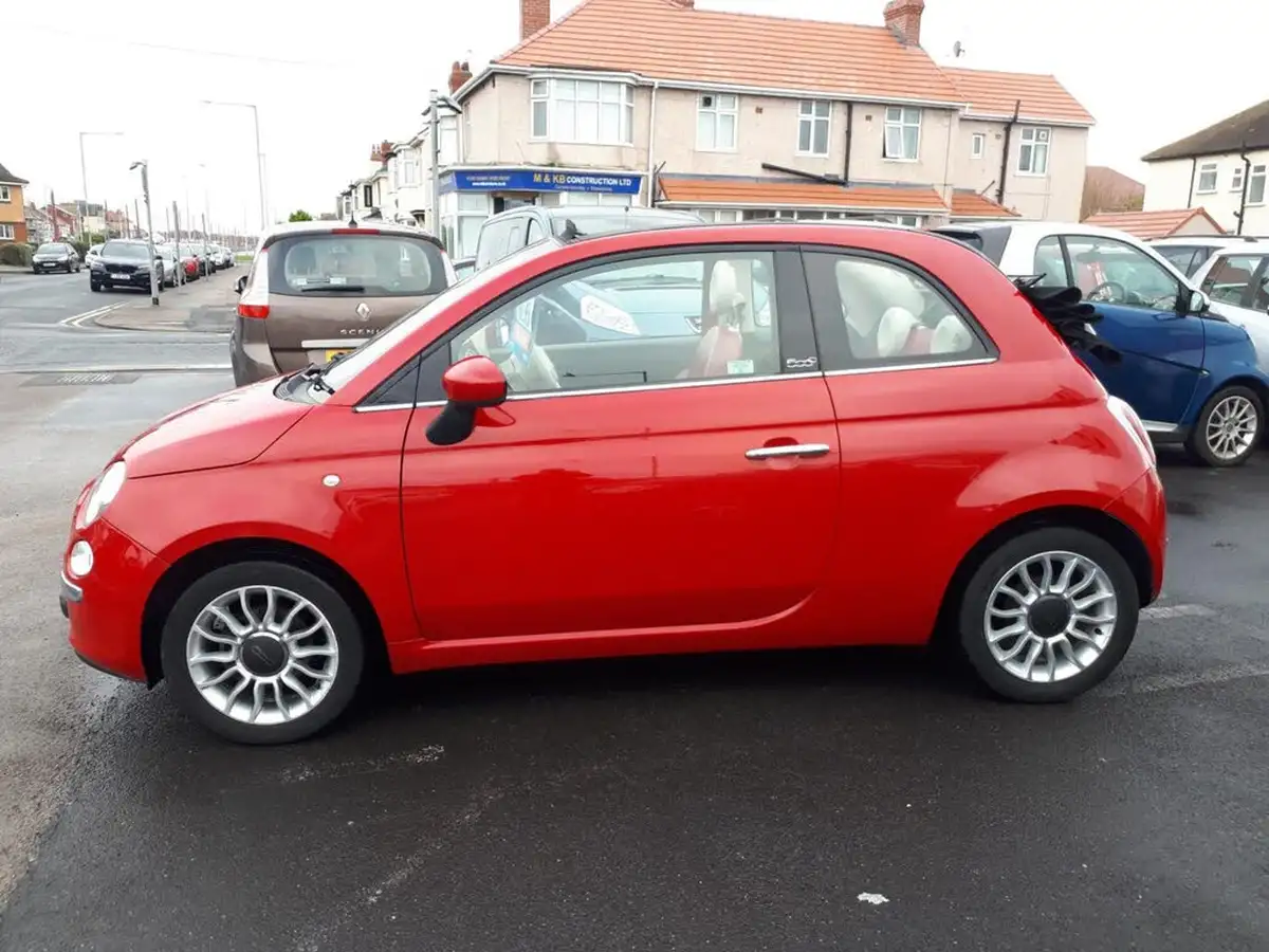 2012-fiat-500c-12-lounge-69bhp-ss-big-9