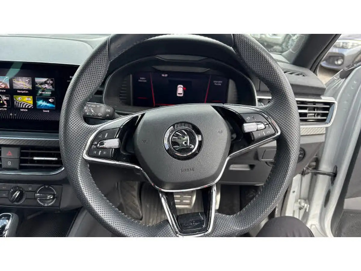 2023-skoda-kamiq-10-tsi-monte-carlo-110ps-dsg-big-9