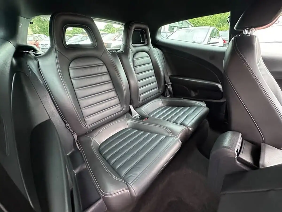 2015-volkswagen-scirocco-20tdi-r-line-184ps-big-15