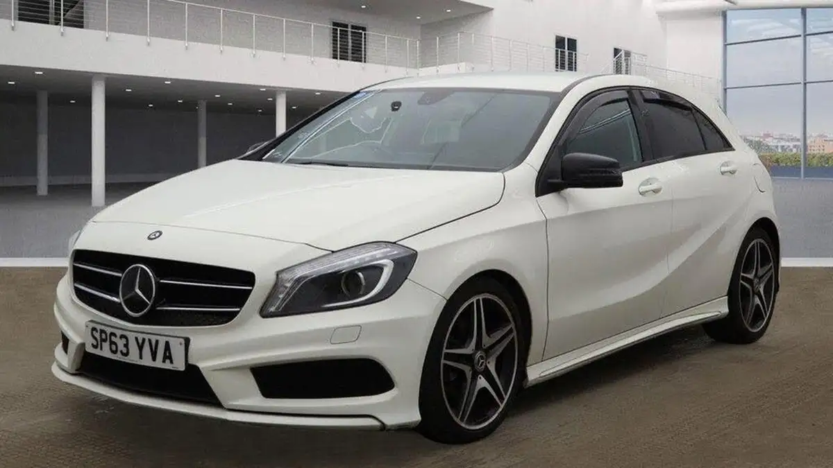 2013-mercedes-benz-a-class-18-cdi-a180-amg-sport-109bhp-big-2