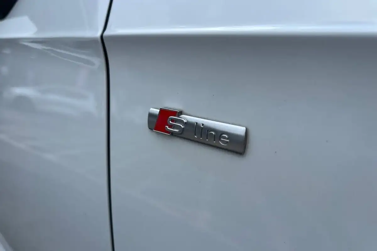 2019-audi-a3-15-35-tfsi-black-edition-sportback-5d-s-tronic-big-19
