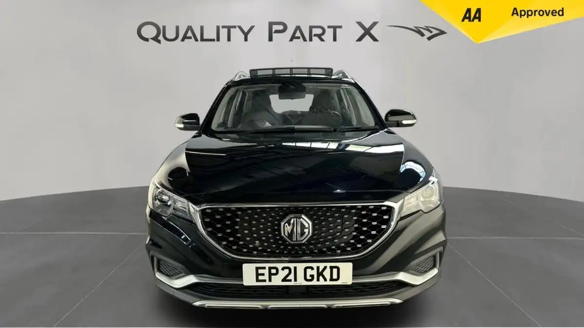 2021-mg-zs-suv-e-exclusive-ev-big-7