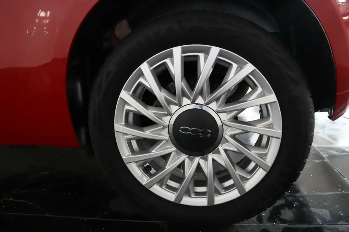 2022-fiat-500-10-dolcevita-big-32