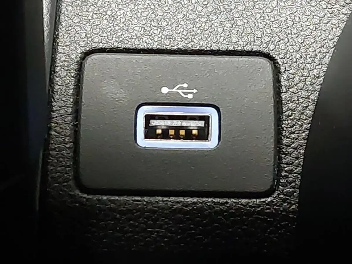 2022-dacia-sandero-stepway-10-tce-prestige-90bhp-big-17