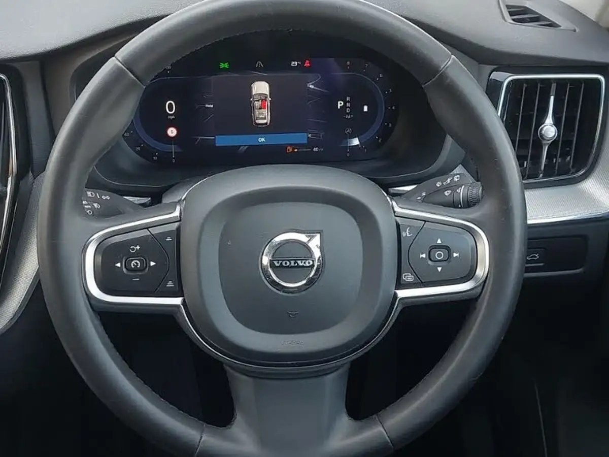 2023-volvo-xc60-20-b5-core-big-6
