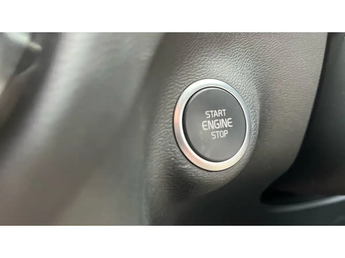 2024-volvo-xc40-20-b3-plus-big-22