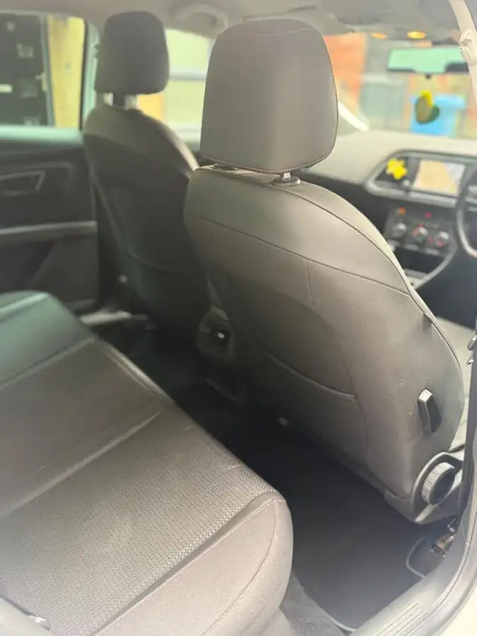 2015-seat-leon-14-tsi-fr-black-technology-big-10