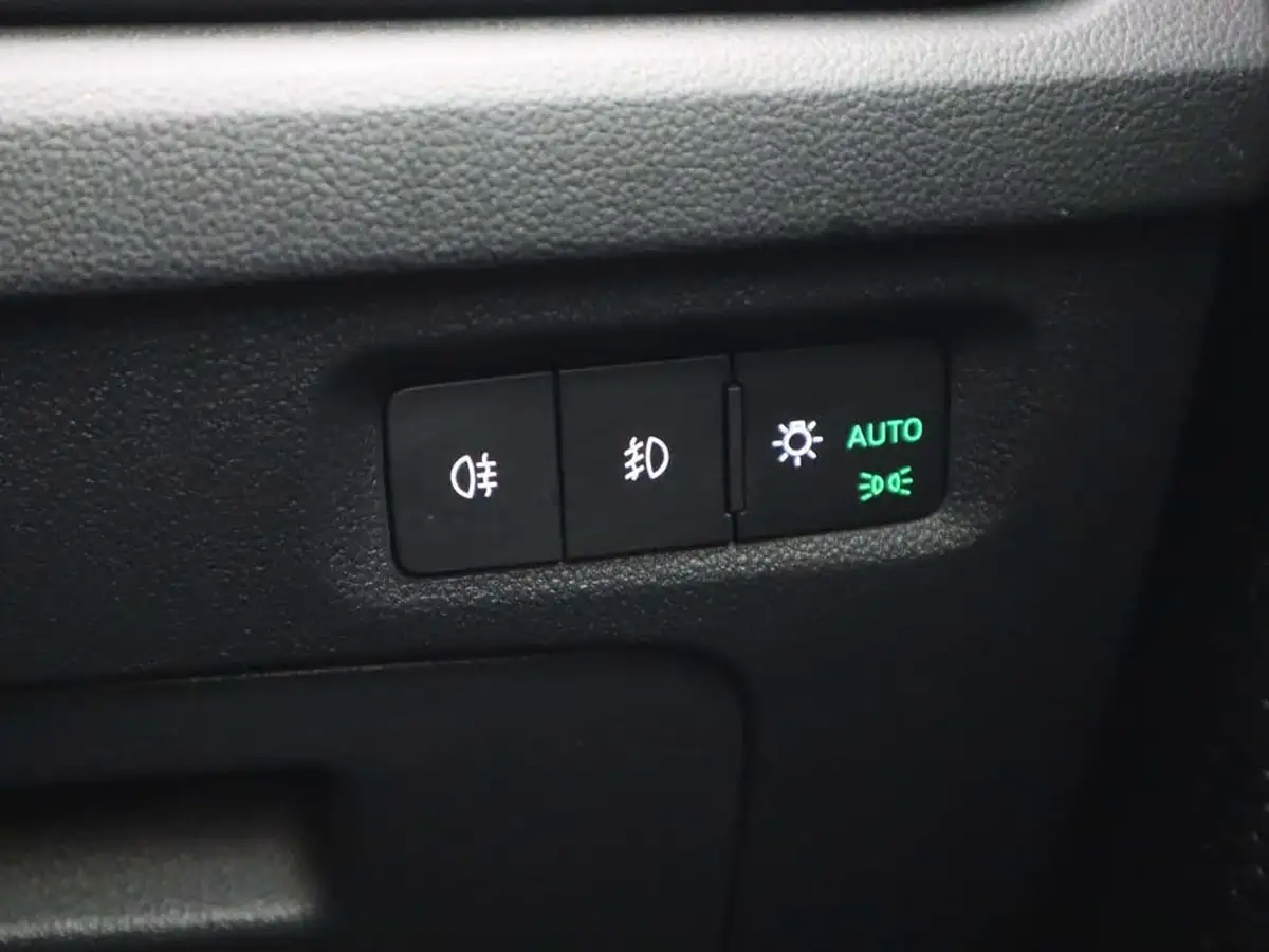 2020-skoda-octavia-15-tsi-se-technology-act-hatchback-big-33