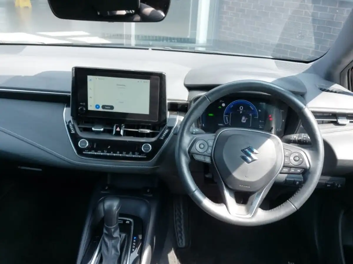 2023-suzuki-swace-18-motion-big-6
