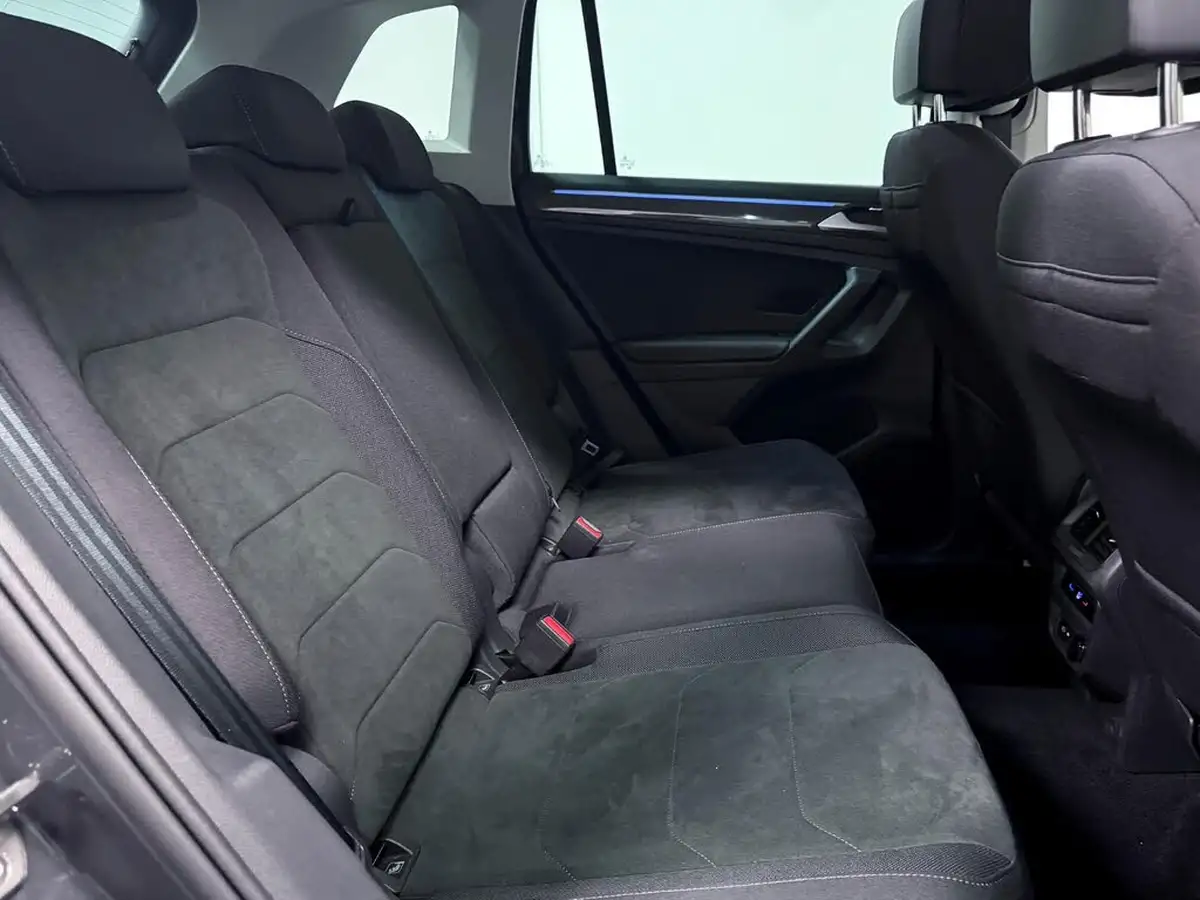 2023-volkswagen-tiguan-15-tsi-elegance-big-27