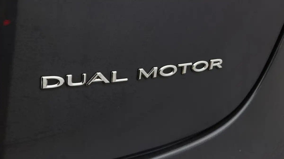 2023-tesla-model-3-e-long-range-346bhp-big-21